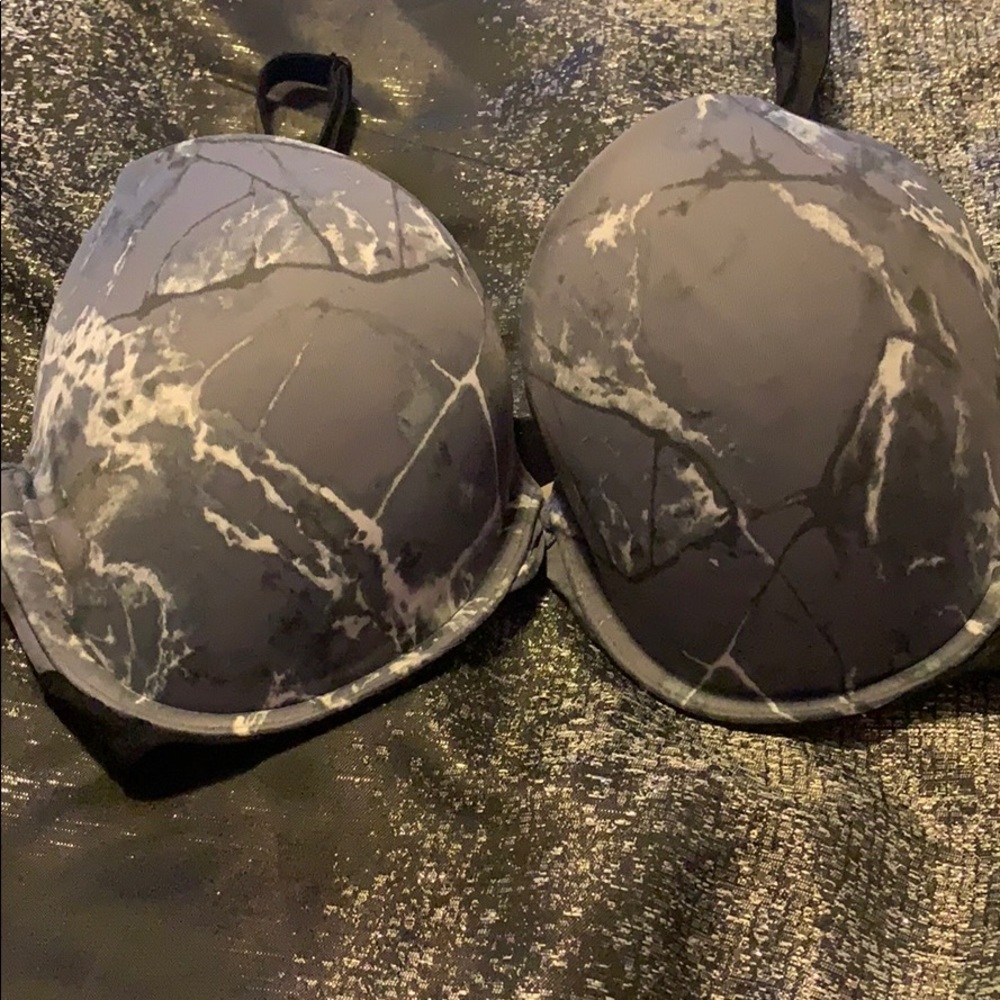 Pink Victoria Secrets everywhere push-up bra